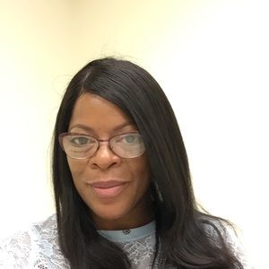 Meet your Posher, Naronda